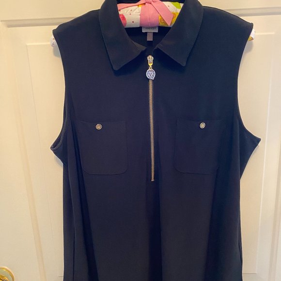 Black Sleeveless Collar Shirt with Brass Zipper - Picture 2 of 5